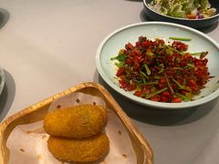 -雀蓝川菜(奥体广场店)