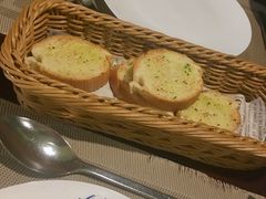 餐前面包-IL Forno 意坊·意大利餐厅(温州万象城店)