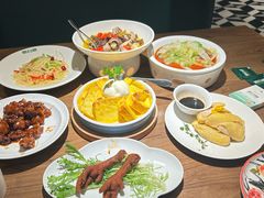 -新白鹿餐厅(滨江银泰店)