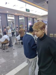 -藤野造型烫染·漂发