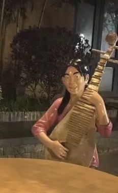 -吉庆街美食广场
