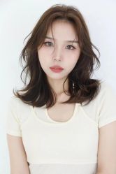 点击看大图 -娇点芭莎·烫染形象设计