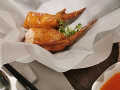 鲜虾胶酿脆皮鸡翅-港丽餐厅(杭大店)