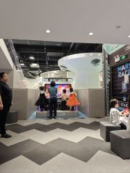 -MINI MARS KIDS CLUB亲子家庭中心(长宁天山店)