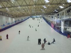 -乔波室内滑雪场