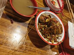 -冶建镜子·老南昌大排档·江西虾王(总店)