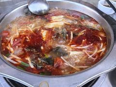 -黄利砖万峰林布依特色酸笋牛肉馆