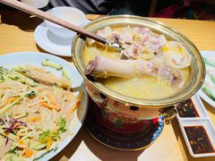 -关东小磨东北菜(上海长风大悦城店)