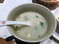 -丁里羊肉小镇(天鹅湖总店)