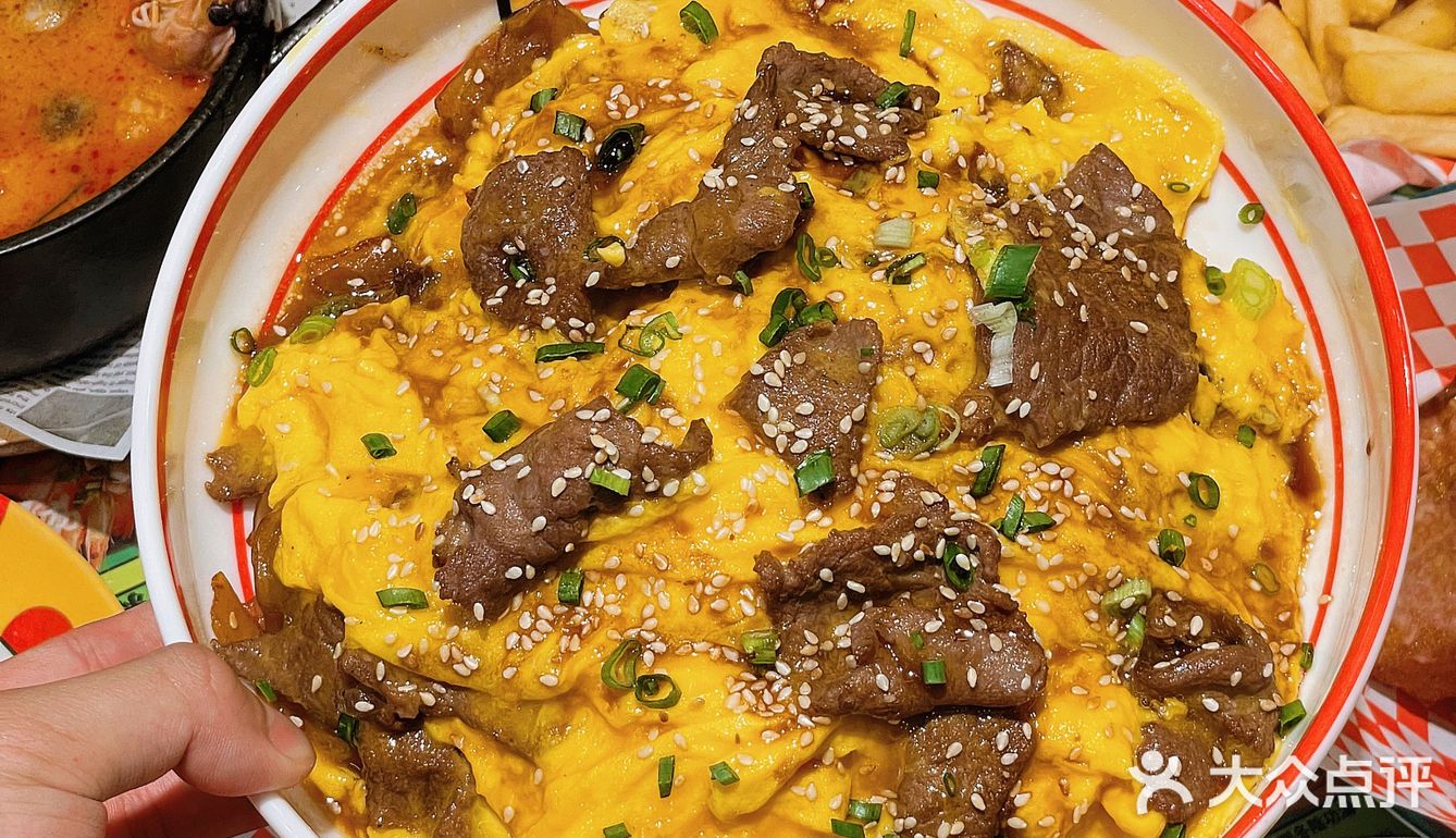 挖到宝‼️广州这家芝士瀑布牛肉汉堡巨好吃‼️