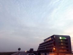 -上海南汇嘴大堤酒店