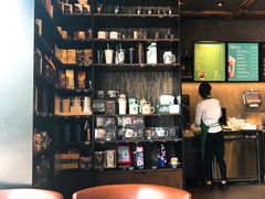 -星巴克臻选(青岛麦凯乐分店)