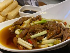 -万重锦·人文川菜馆(骡马市店)