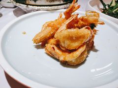 蜜汁酥皮虾-味+新京宴·烤鸭·北京菜(创意谷店)