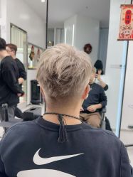 -5M HAIR SALON