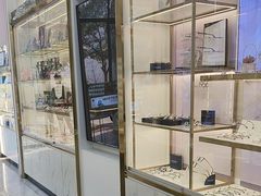 -世纪大明眼镜·蔡司战略授权店(汉街店)