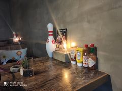 -HIGH FIVE哈福手工汉堡(桂林路店)