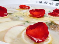 美女最爱水果酸菜鱼-江渔兒酸菜魚專門店(顺盈时代广场店)