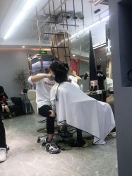 -V+SALON造型