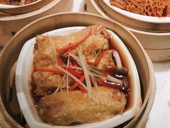 蚝皇鲜虾腐皮卷-陶陶居酒家(海岸城店)