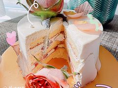 -花花卷卷·鲜食蛋糕(静安久光百货店)