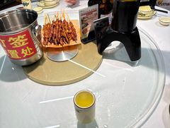 -刘姐啤酒鱼民族演艺餐厅(西街总店)
