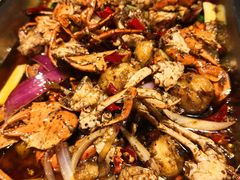 -休记光头香辣蟹干锅店(衣冠庙店)