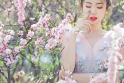 -巴黎新娘婚纱摄影