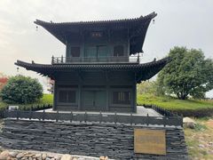 -巴陵广场