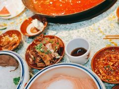 -鸿姐老火锅(花园路店)