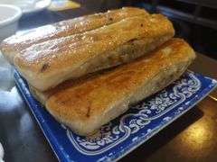 猪肉茴香褡裢火烧-福荣居褡裢火烧京味家常菜(西四店)