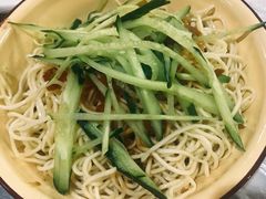 可可凉面-霄汉牛三鲜湖北砂锅菜(万松园2店)