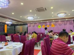 大堂-清心鸡沙田乳鸽店·非遗传承(石溪店)