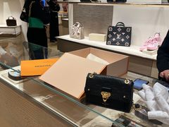 -LV路易威登(德基广场店)