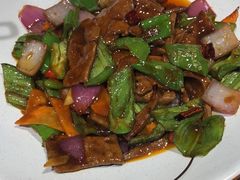 -董厨煨汤馆(车站路店)