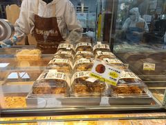 -鲍师傅糕点(淮海中路店)