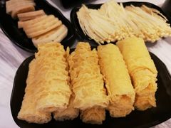 -鲜入围煮花胶鸡海鲜火锅