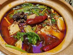 -小董哥烤串·爆汁大油边(故宫店)