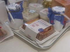 -红星前进面包牛奶公司(君太店)