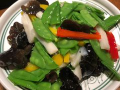 -云海肴·汽锅鸡·云南菜(天山百盛优客店)