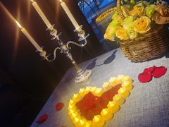 -弦月窗LUNETTE BY AMANDA(复兴路店)