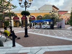 -佛罗伦萨小镇广佛名品奥特莱斯(疏港路店)