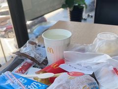 -麦当劳(展览路店)