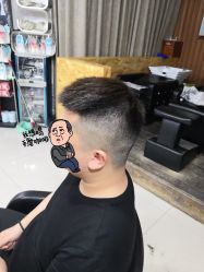 点击看大图 -西克造型美发连锁