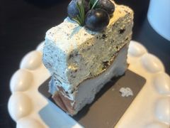 -W COLLECTIVE  DESSERT SHOP