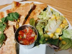 -HELLO 27 意面·沙拉·帕尼尼