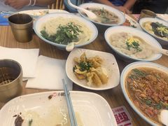 -小杨生煎(白玉兰广场店)