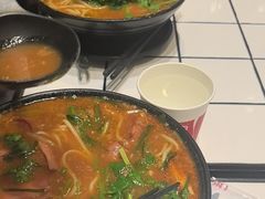 -肥汁米蘭香港米线(长宁来福士店)