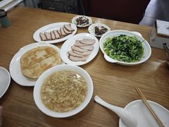 -李连贵熏肉大饼(沈阳站店)
