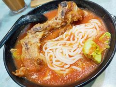 番茄浓汤鸡翅猪扒通粉-华嫂冰室(尖沙咀店)